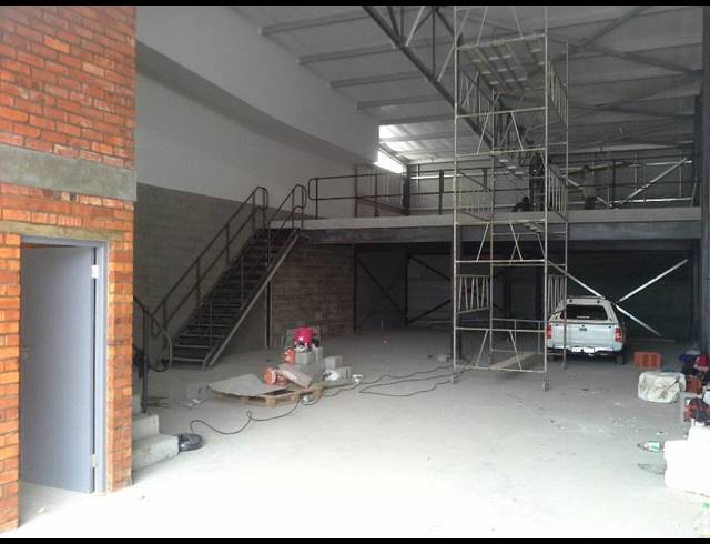 377M² WAREHOUSE TO LET IN MAITLAND